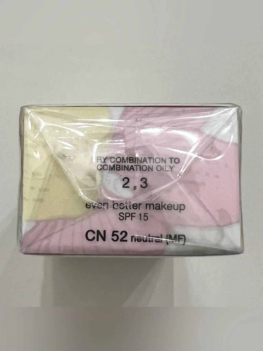 CLINIQUE - even better - Makeup - CN 52 neutral (MF) - New in Box